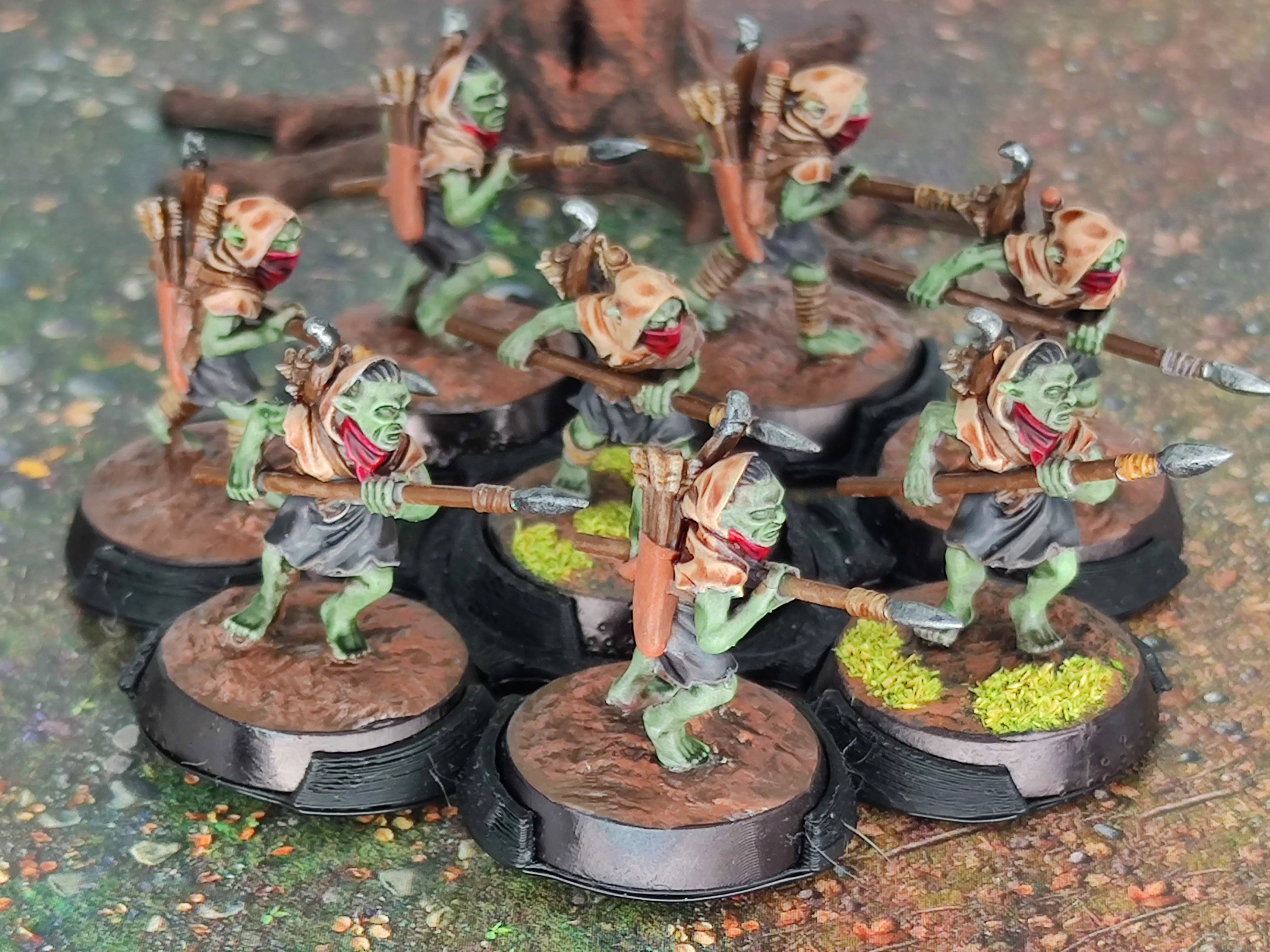 Goblin Cave -  Goblin Marauders with Spears and bows, Tamed forest Spiders, Middle rings for wargame D&D, Lotr... Medbury miniatures