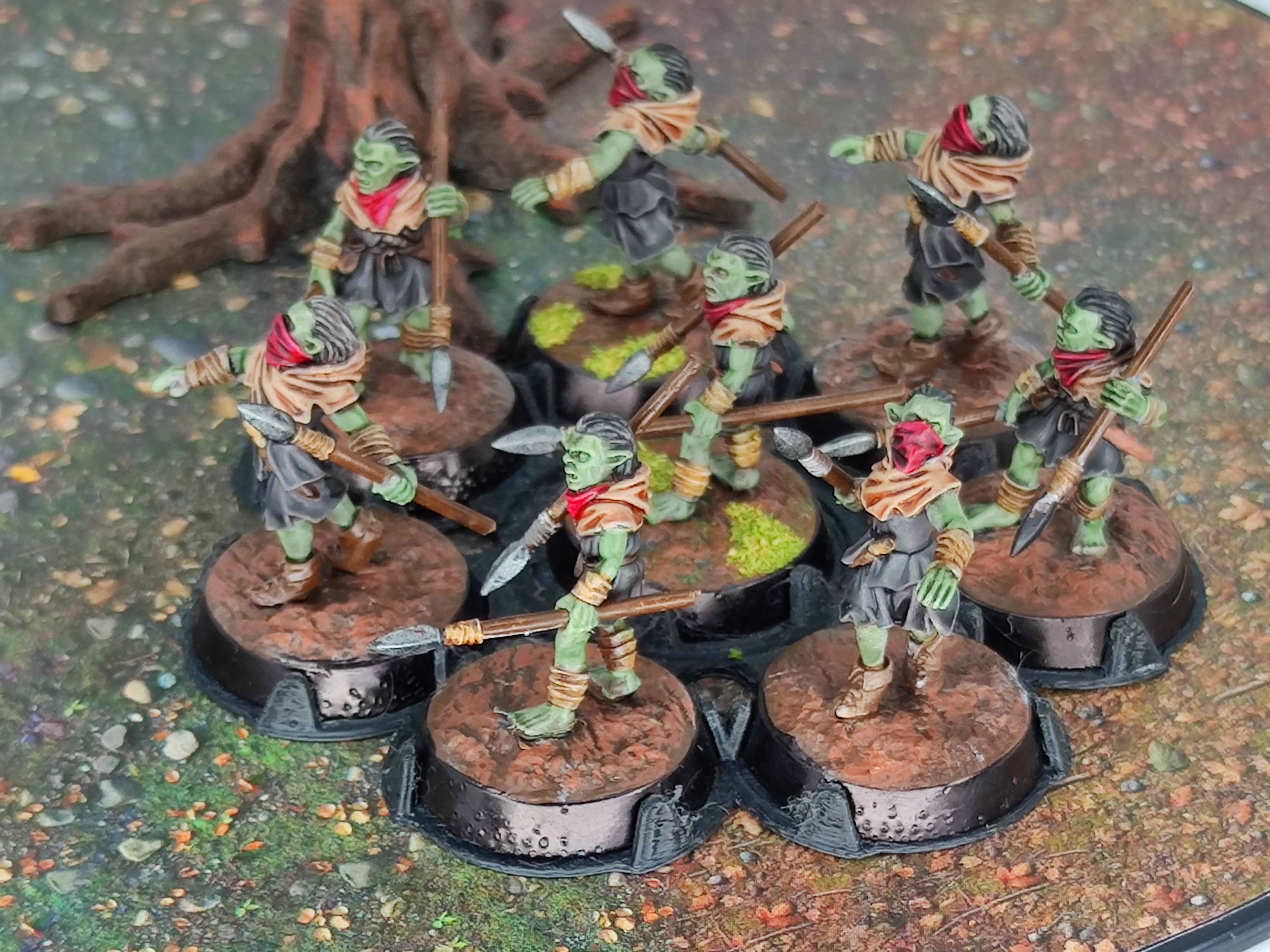 Goblin Cave -  Goblin Marauders with Spears and bows, Tamed forest Spiders, Middle rings for wargame D&D, Lotr... Medbury miniatures
