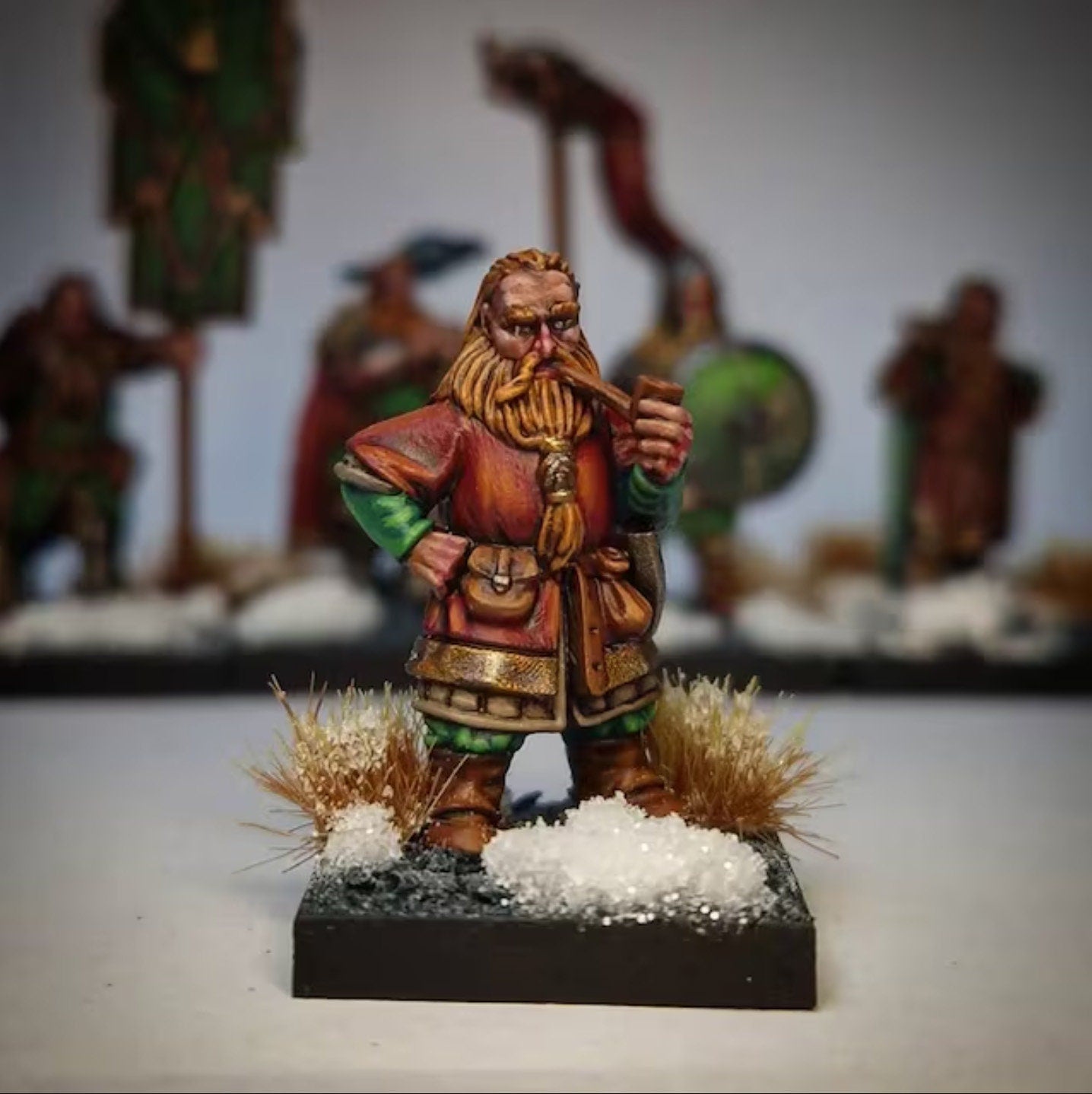 Dwarves - Dwarf with pipe