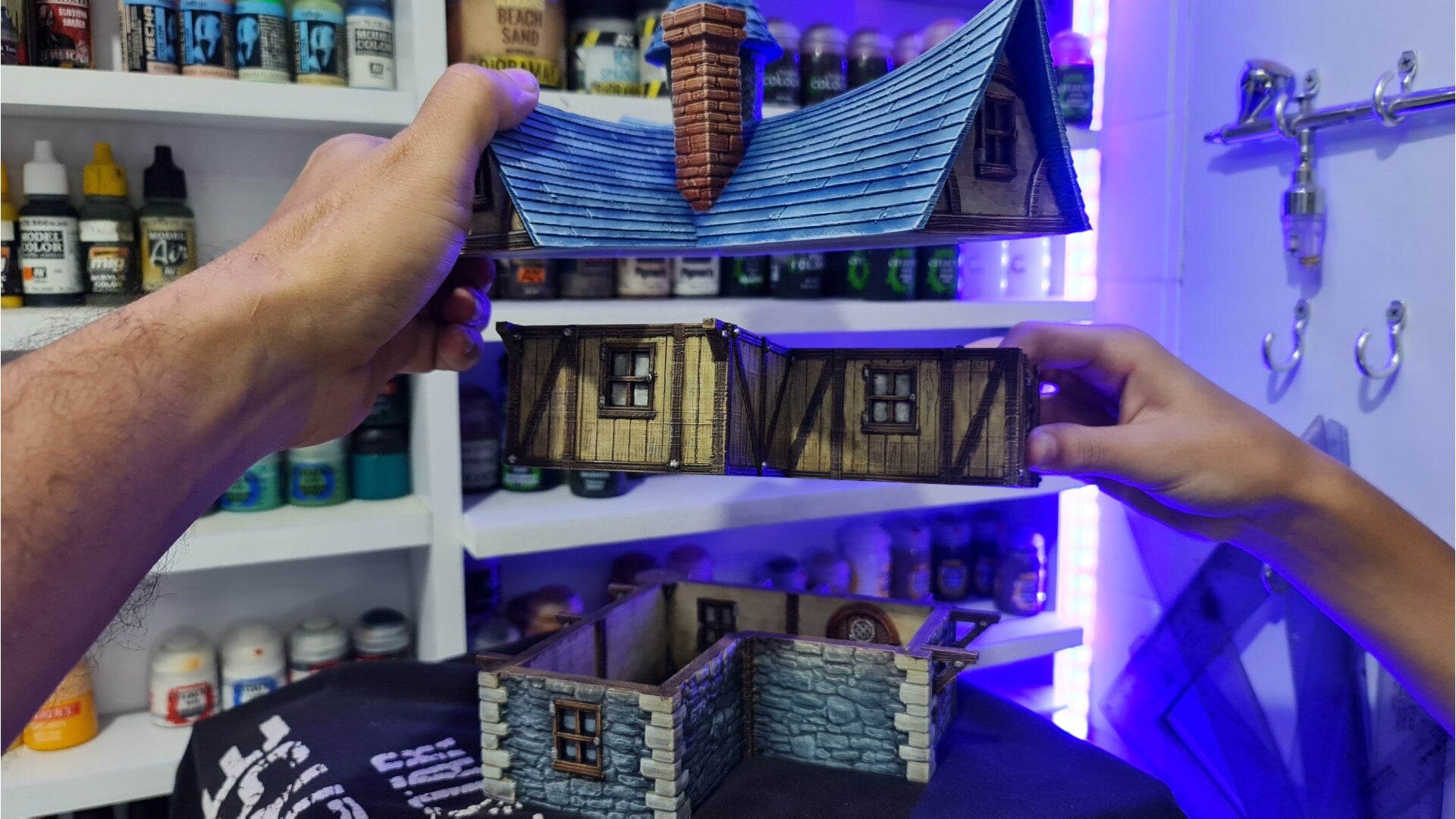 Medieval Town scenery building - Tower Top House - PLA for Oldworld, Dungeon & Dragons, Frostgrave, Age of fantasy battle skirmish wargame