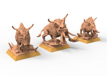 Load image into Gallery viewer, Beastmen - Razortusk Beastmen warriors of Chaos
