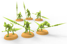 Load image into Gallery viewer, Lost temple - Skink Tamer Belluaire salamander lizardmen from the East usable for Oldhammer, battle, king of wars, 9th age
