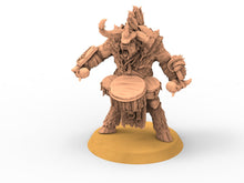 Load image into Gallery viewer, Beastmen - Squad of Minotaurs Beastmen warriors of Chaos
