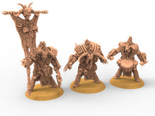 Load image into Gallery viewer, Beastmen - Staff of Demolisher Minotaurs Beastmen warriors of Chaos
