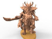 Load image into Gallery viewer, Beastmen - Ancient Centigon Beastmen warriors of Chaos

