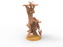 Load image into Gallery viewer, Beastmen - Squad of Demolisher Minotaurs Beastmen warriors of Chaos from the west
