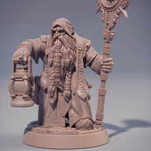 Load image into Gallery viewer, Dwarves - Draugmaster Slee, The Dwarfs of The Dark Deep, daybreak miniatures

