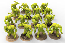 Load image into Gallery viewer, Green Skin - Orc Marauders Monopose Pack
