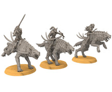 Load image into Gallery viewer, Goblin cave - Goblin warg riders warriors with bows, Dwarf mine, Middle rings miniatures pour wargame D&amp;D, SDA...
