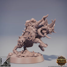 Load image into Gallery viewer, Beastmen - Houndhogs of the Sheltering Fire, The Rawmen of Haarkanjaka, daybreak miniatures
