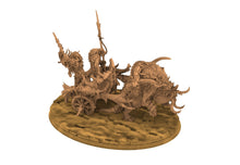 Load image into Gallery viewer, Beastmen - War chariot, Beastmen warriors of Chaos
