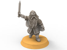 Load image into Gallery viewer, Dwarves - Mountain Travelling Dwarf, The Dwarfs of The Mountains, for Lotr, Medbury miniatures
