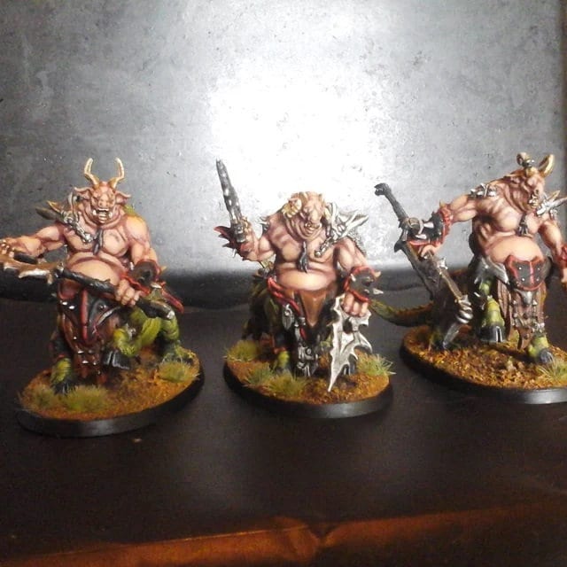 Beastmen - Centigon Squad Beastmen warriors of Chaos