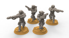 Load image into Gallery viewer, Rundsgaard - Main Troops Melta, imperial infantry, post apocalyptic empire, usable for tabletop wargame.
