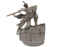 Load image into Gallery viewer, Gandor - 2 Rangers on scenics, defenders of the streets ruins city, middle rings minis for wargame, The Printing Goes Ever On D&amp;D, Lotr...

