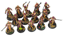 Load image into Gallery viewer, Dark city - x15 Tortured warriors Dark elves raiders eldar drow, Modular convertible 3D printed miniatures
