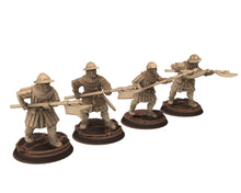 Load image into Gallery viewer, Medieval - Halberdier at fight, 13th century Generic men at arms Medieval soldiers,  28mm Historical Wargame, Saga... Medbury miniatures
