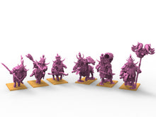Load image into Gallery viewer, Chaos Dwarves - Taurukh Bulthaurs Emissaries dwarf Immortals Beast axes usable for Oldhammer, battle, king of wars, 9th age
