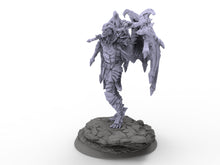 Load image into Gallery viewer, Creatures - Draconian Knight, for Wargames, Pathfinder, Dungeons &amp; Dragons and other TTRPG.
