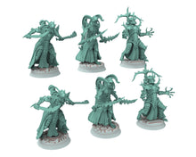 Load image into Gallery viewer, Dark City - Prime Painmaker Lord, Prime Leader of The Obsessed Tortured warriors, Sadistic soldiers Dark eldar drow
