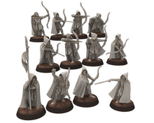 Load image into Gallery viewer, Darkwood - Rangers Wood elves Warriors Staff with Bows, Middle rings miniatures for wargame D&amp;D, LOTR, Medbury miniatures
